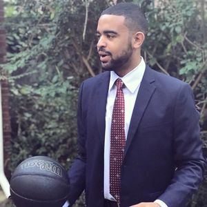 Meet your Posher, Avery